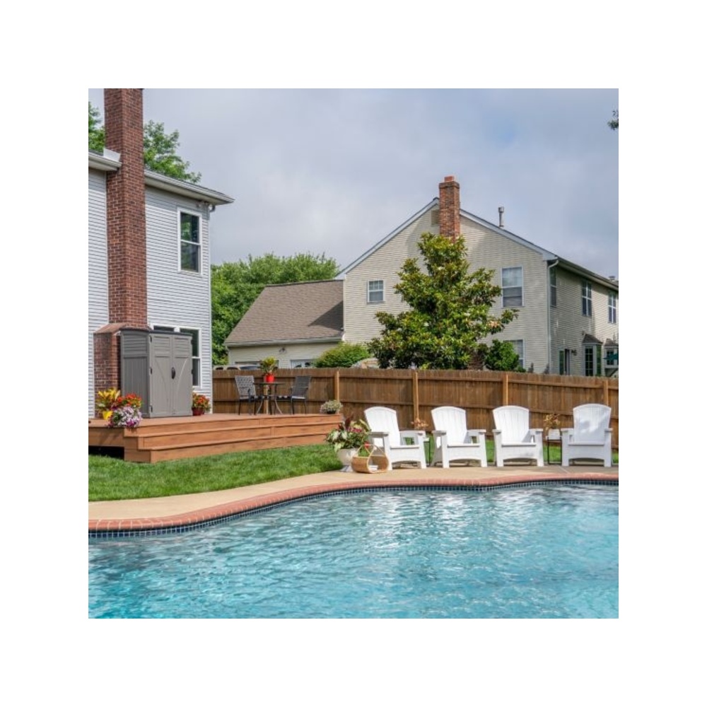 Suncast - Adirondack Chair W/storage - White
