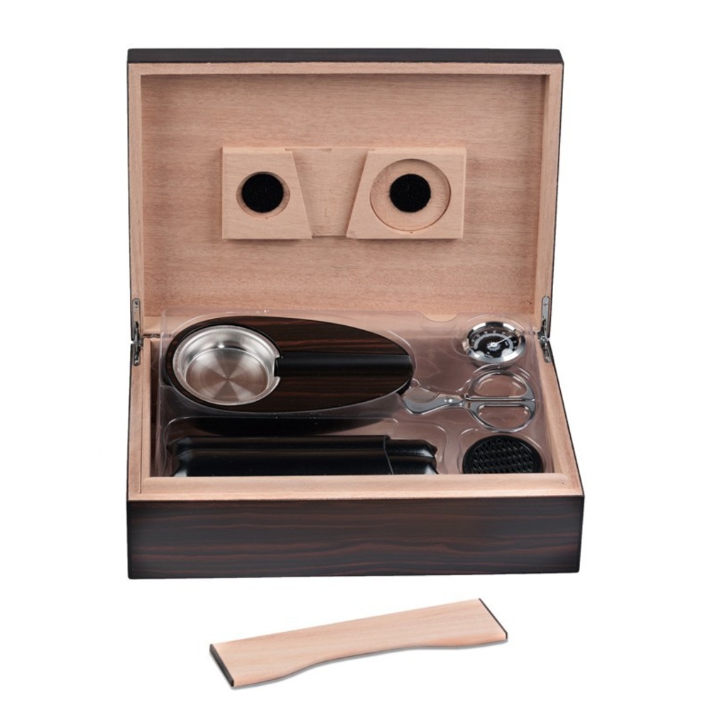 Prestige - The Davenport Humidor Gift Set