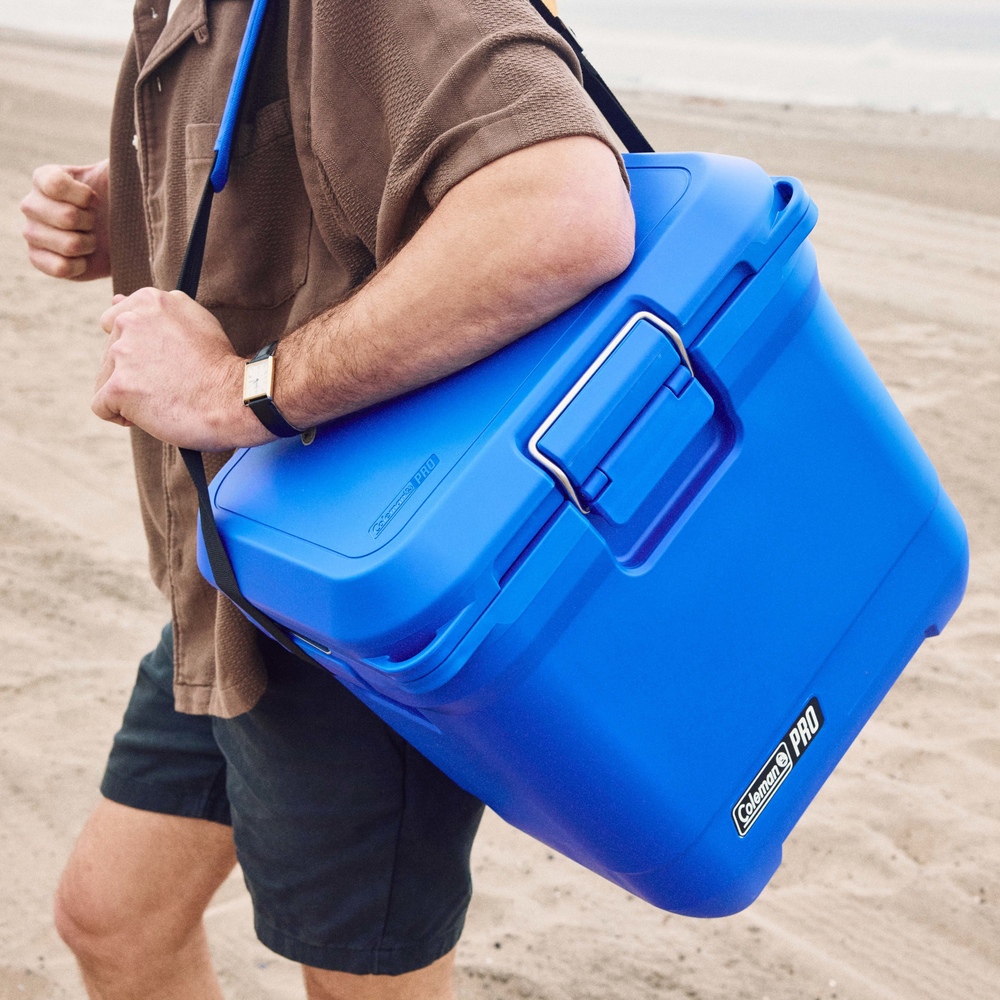 Coleman - Pro 25qt Hard Cooler - Neptune Blue